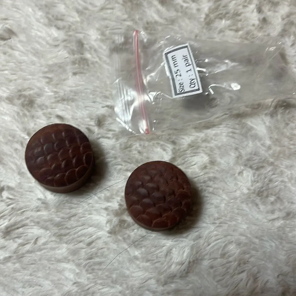 Sawo wood  carved fish scales gages plugs multiple sizes available NEW